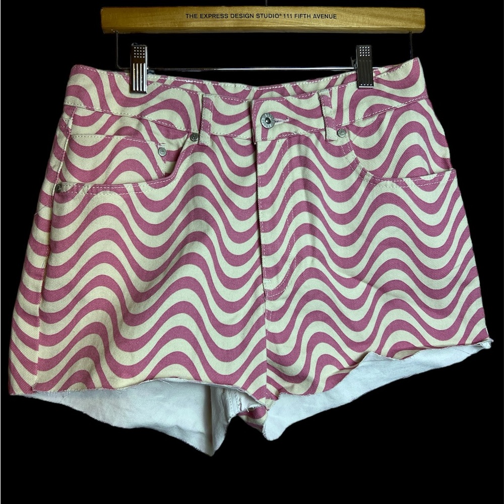 Ragged Priest Pink Waved shorts |30